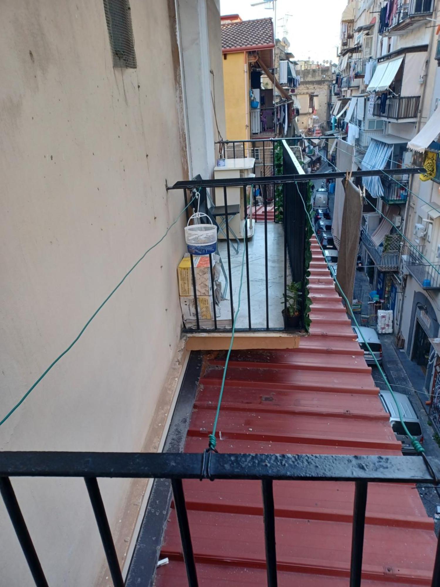 B&B Appartamenti Napoli Екстер'єр фото